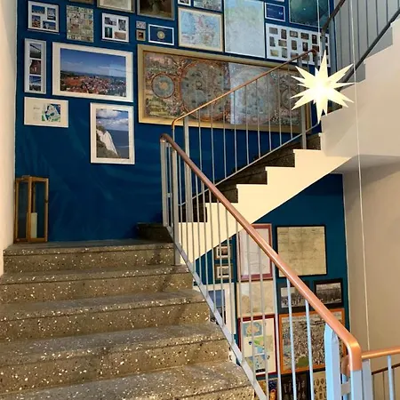 Nr9marinehafen * Stralsund